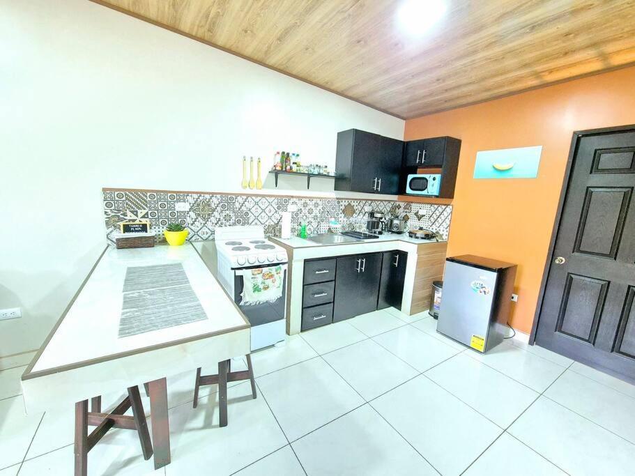 Apartamentos H Gonzalez #7 U #8 Alajuela Luaran gambar